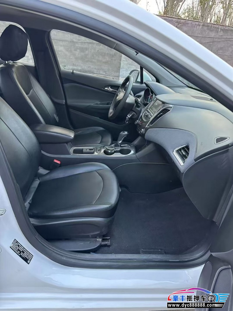 18年雪佛兰科鲁兹轿车抵押车出售