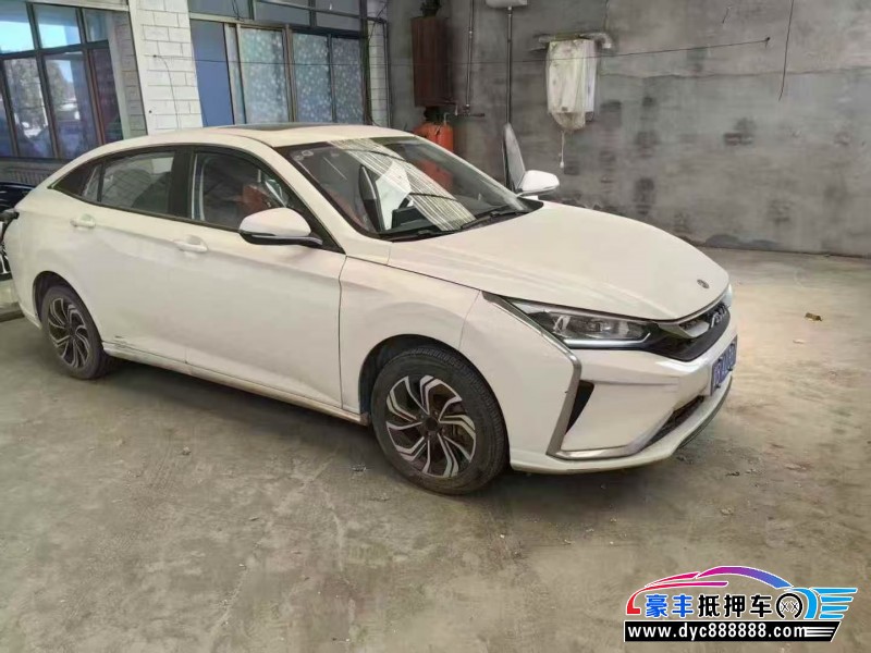 22年东风风神奕炫轿车抵押车出售