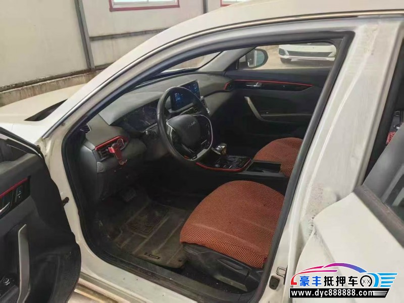 22年东风风神奕炫轿车抵押车出售