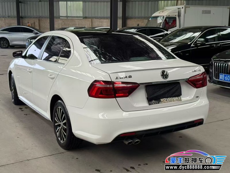 14年大众朗逸轿车抵押车出售