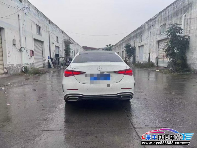 24年奔驰C轿车抵押车出售