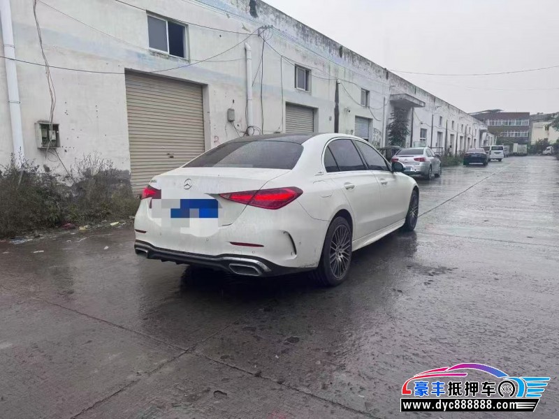 24年奔驰C轿车抵押车出售