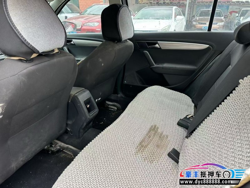 15年大众朗逸轿车抵押车出售