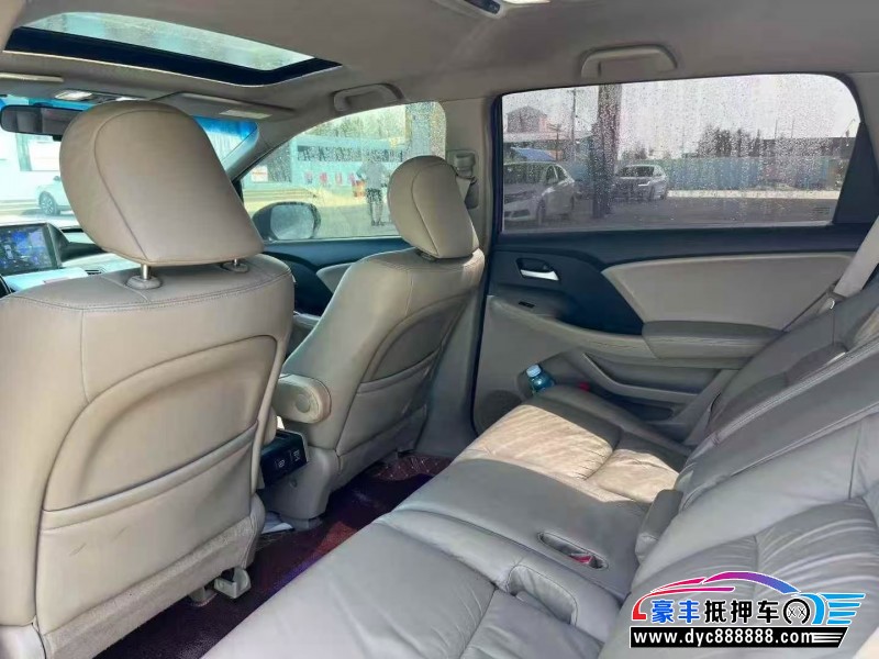 13年本田奥德赛轿车抵押车出售