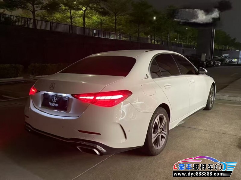 22年奔驰C轿车抵押车出售