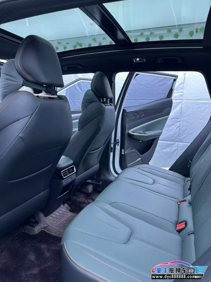 24年吉利博越轿车抵押车出售