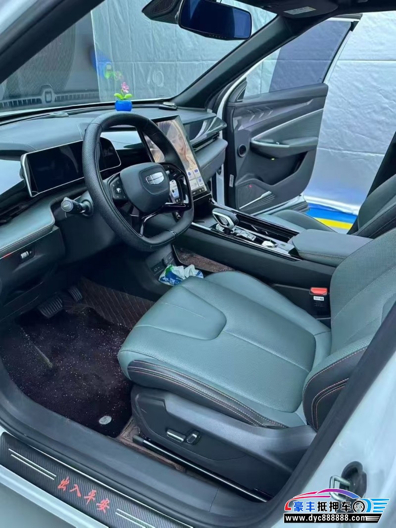 24年吉利博越轿车抵押车出售