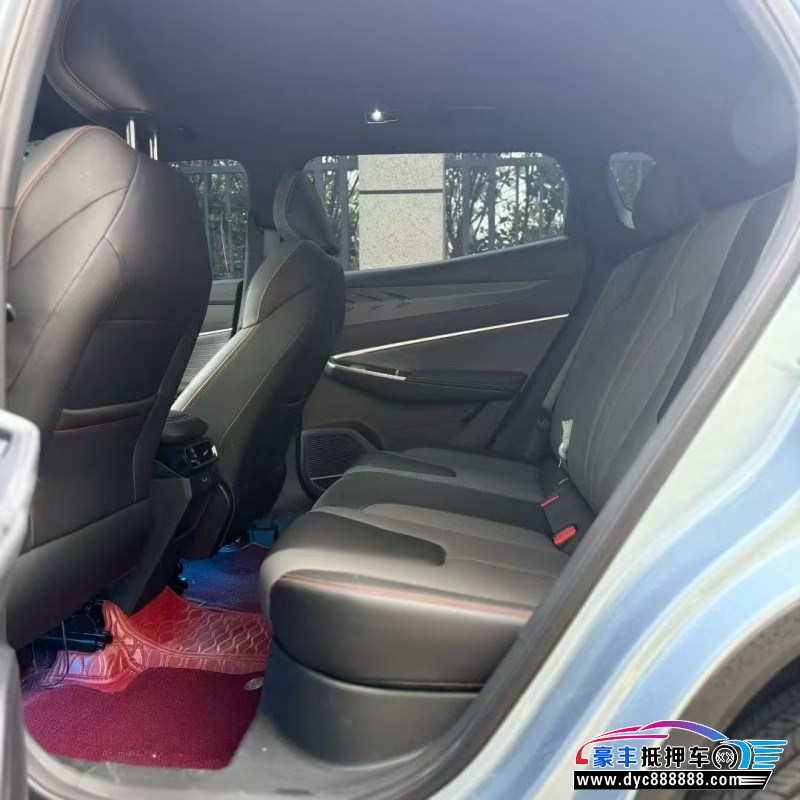 24年吉利博越轿车抵押车出售