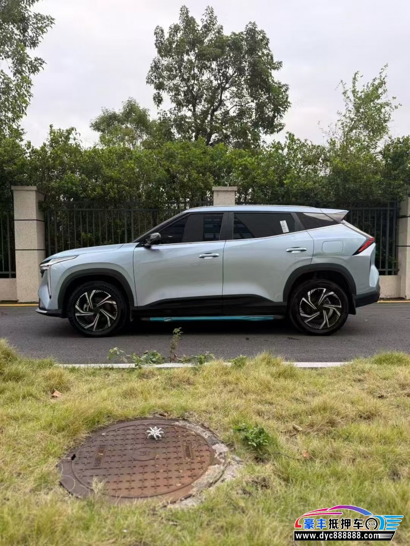 24年吉利博越轿车抵押车出售