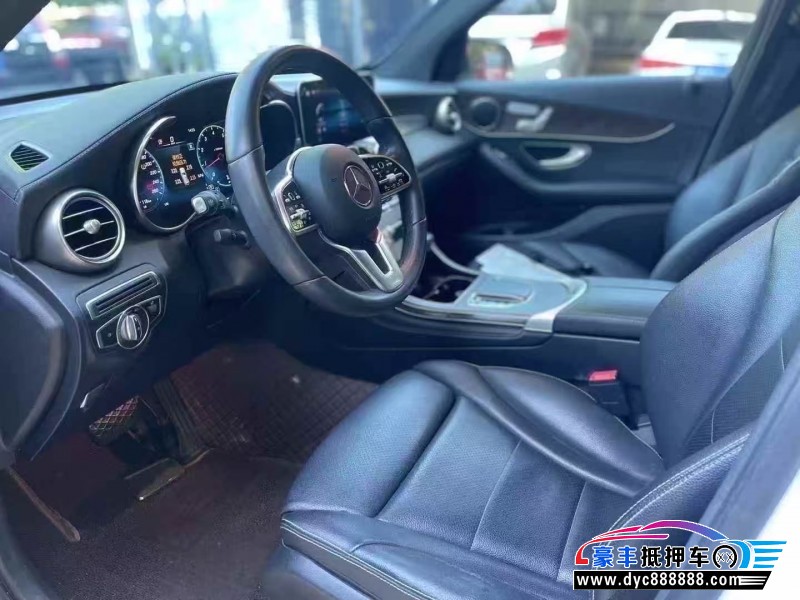 20年奔驰GLC轿车抵押车出售