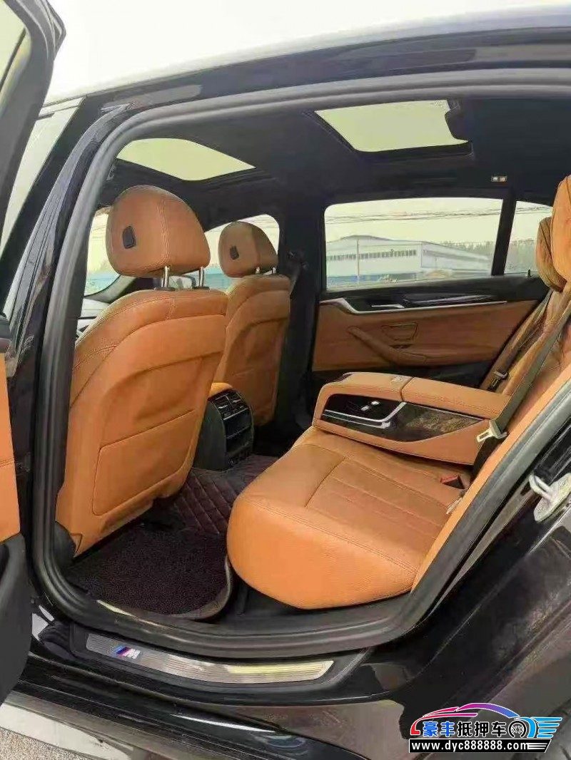 18年宝马5系轿车抵押车出售