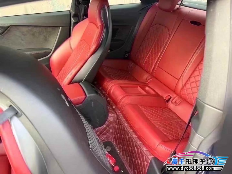 19年奥迪S5轿车抵押车出售