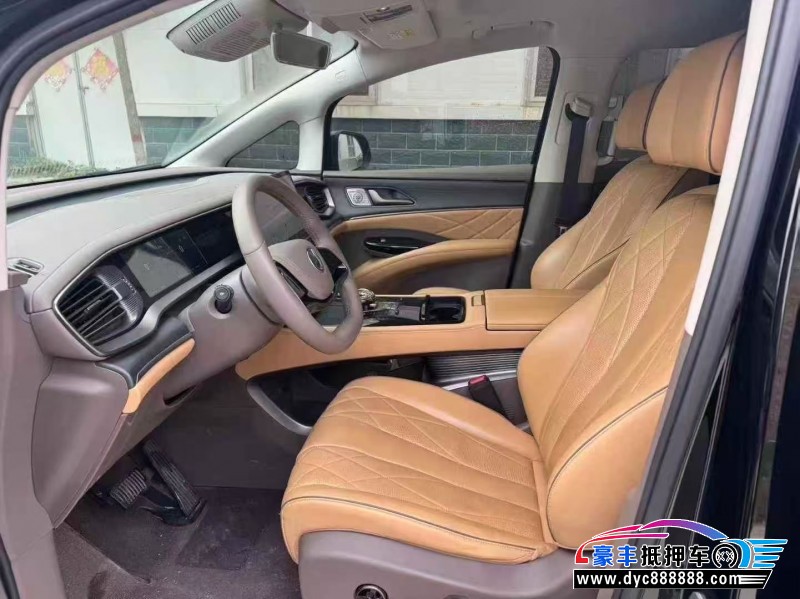 23年腾势D9轿车抵押车出售