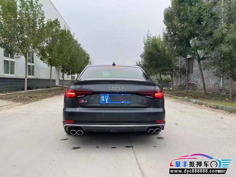 19年奥迪S4轿车抵押车出售