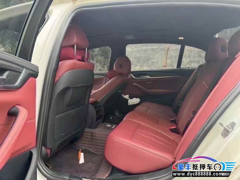 21年宝马5系轿车抵押车出售