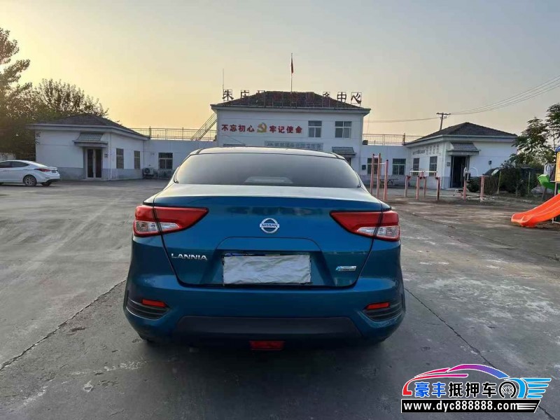 17年日产蓝鸟轿车抵押车出售