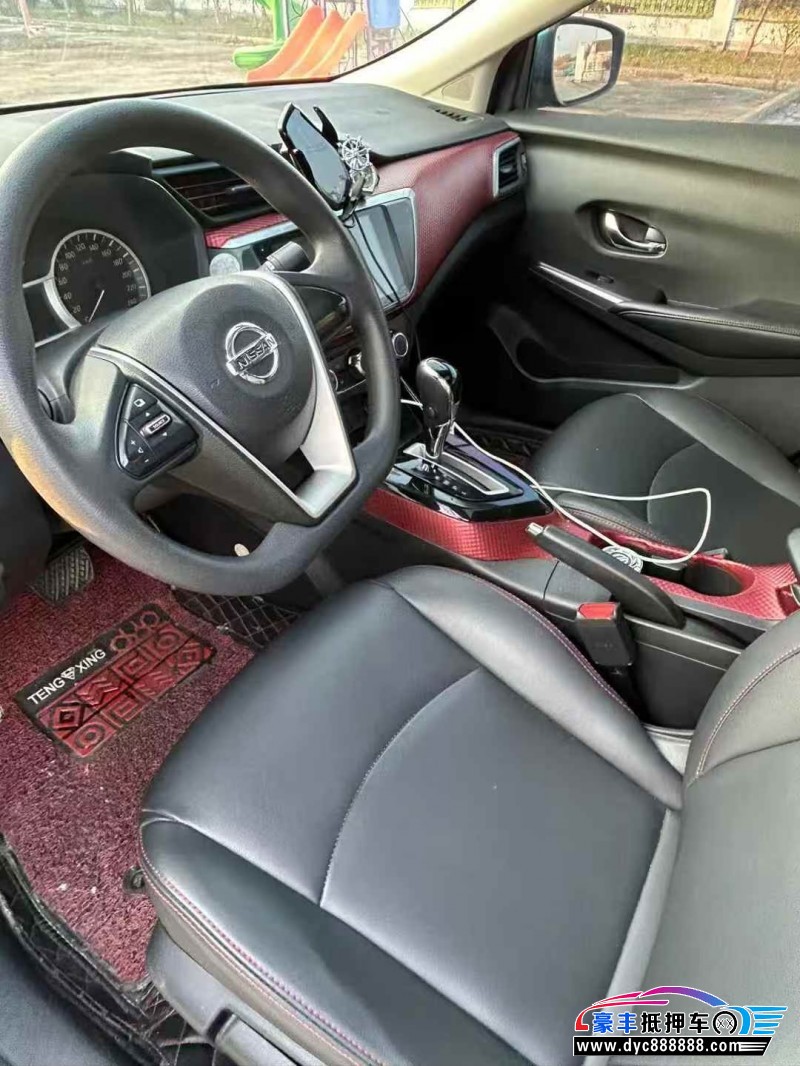 17年日产蓝鸟轿车抵押车出售