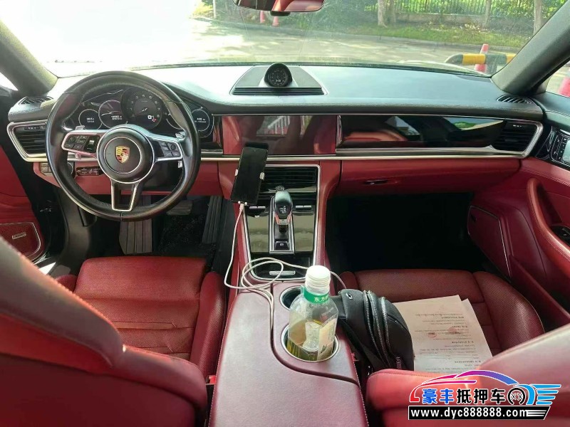 18年保时捷帕纳梅拉轿车抵押车出售