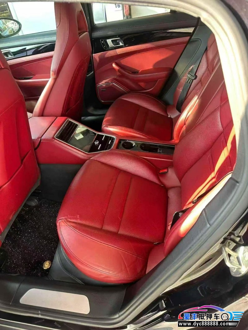 18年保时捷帕纳梅拉轿车抵押车出售