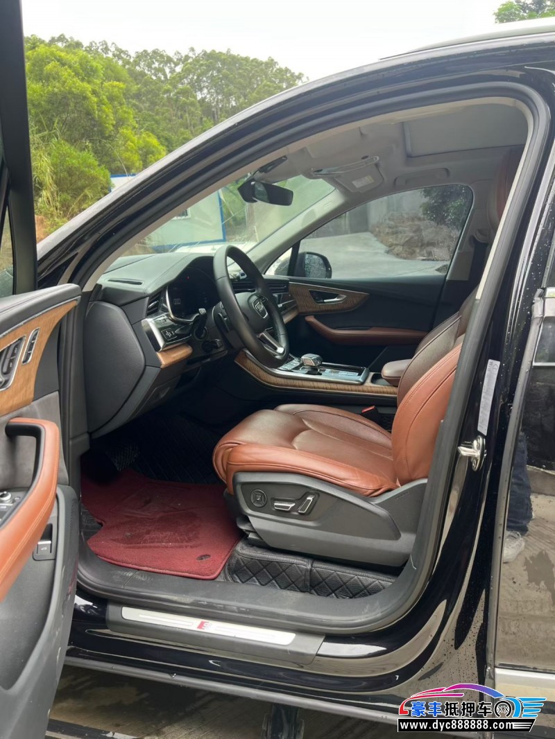 21年奥迪Q7轿车抵押车出售