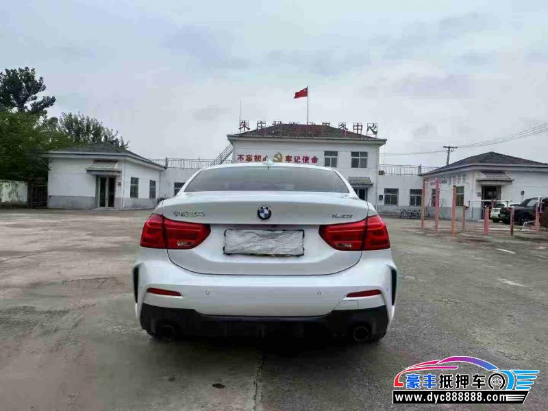 22年宝马1系轿车抵押车出售