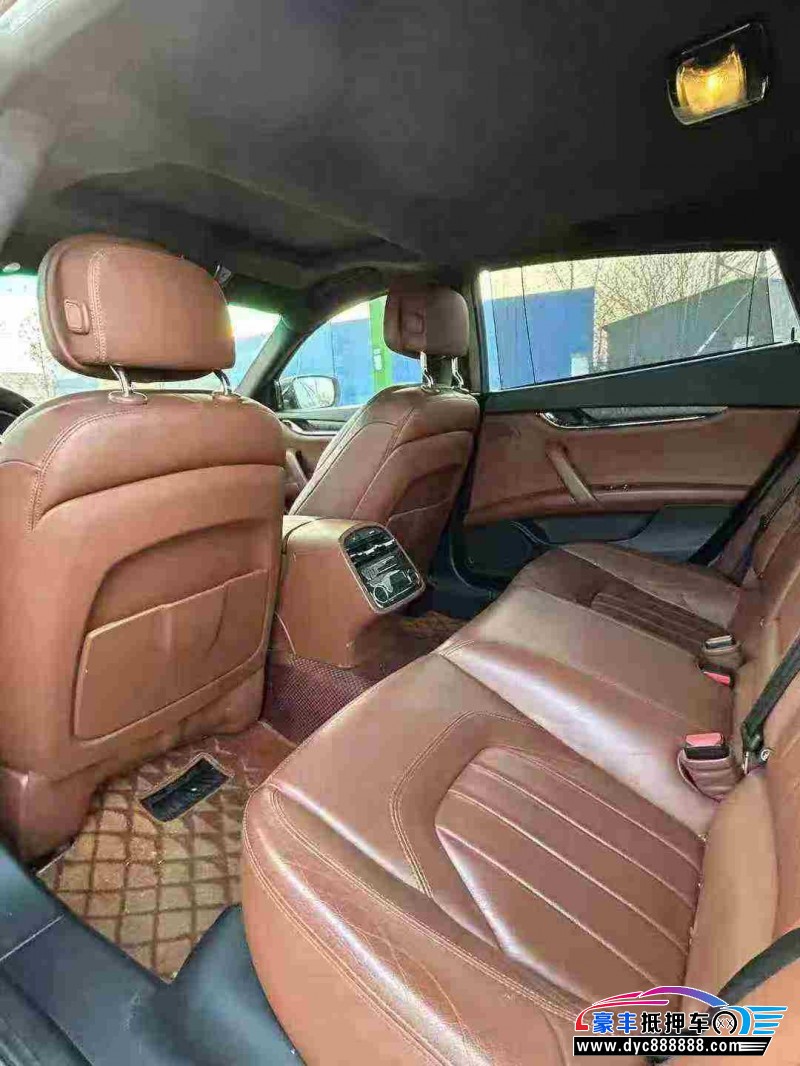 14年玛莎拉蒂总裁轿车抵押车出售