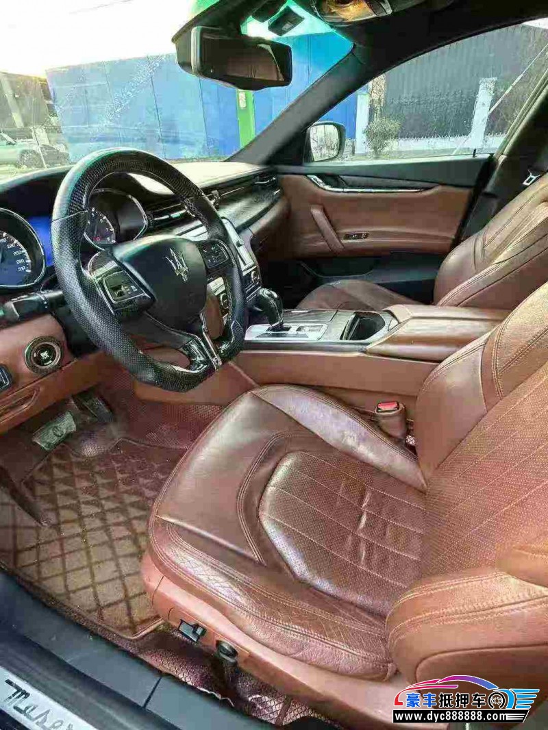 14年玛莎拉蒂总裁轿车抵押车出售