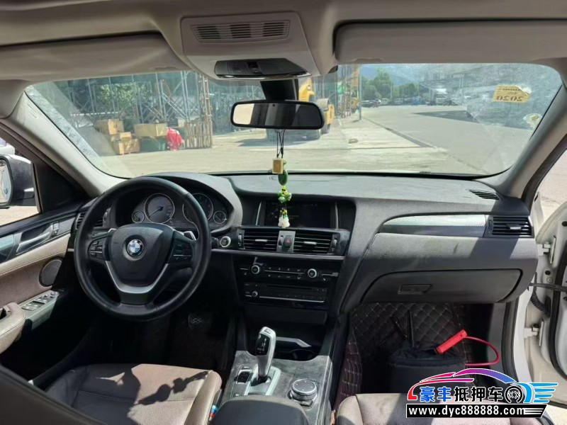 16年宝马X4SUV抵押车出售
