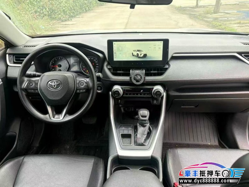 20年丰田威兰达轿车抵押车出售