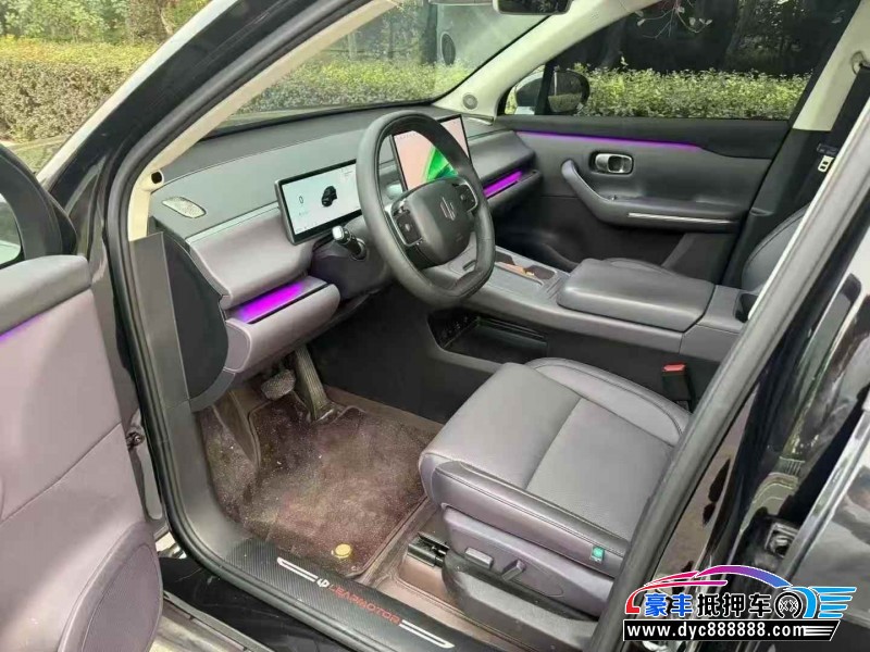 24年零跑C10轿车抵押车出售