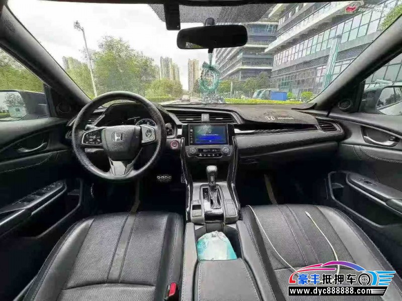 22年本田思域轿车抵押车出售