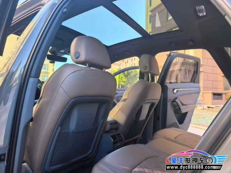 23年奥迪Q3轿车抵押车出售