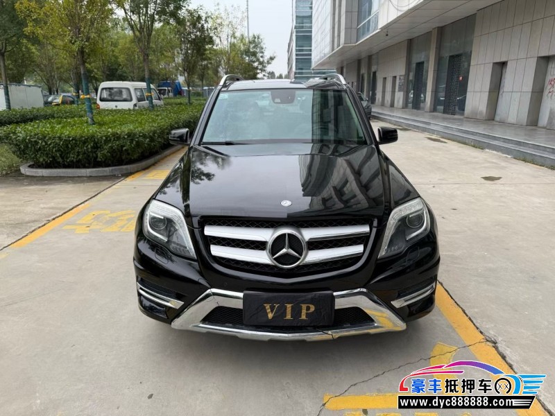 15年奔驰GLK轿车抵押车出售