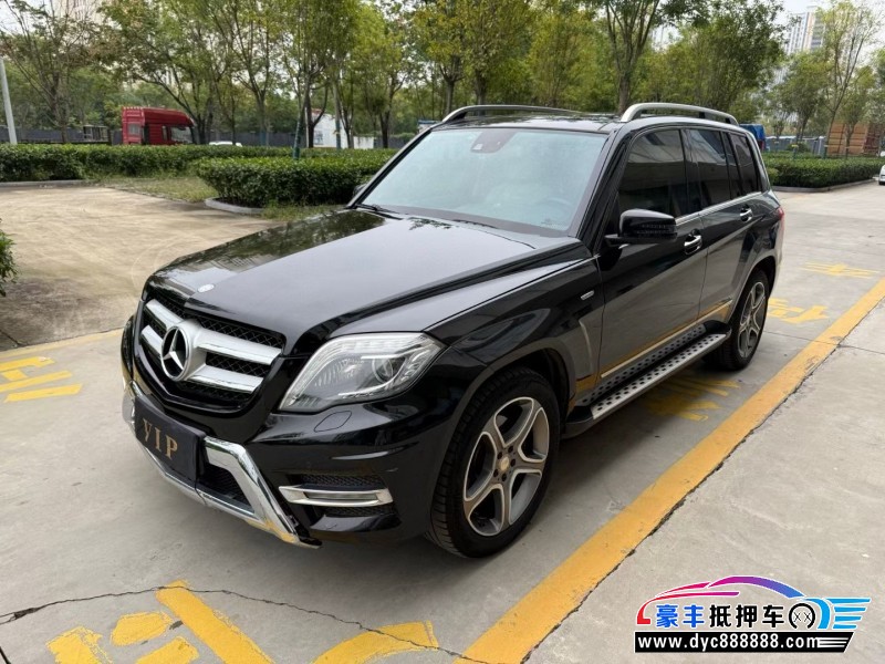 15年奔驰GLK轿车抵押车出售