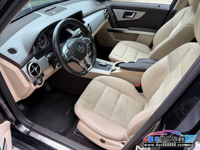 15年奔驰GLK轿车抵押车出售