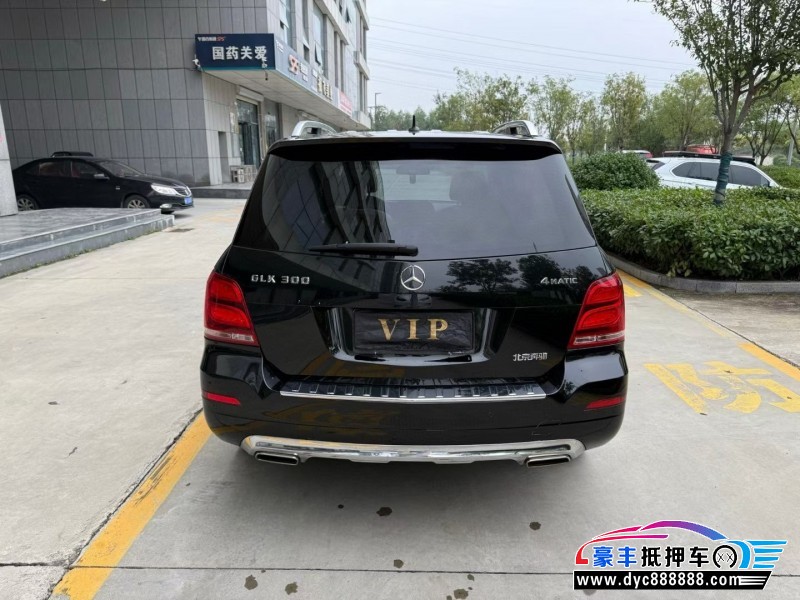 15年奔驰GLK轿车抵押车出售