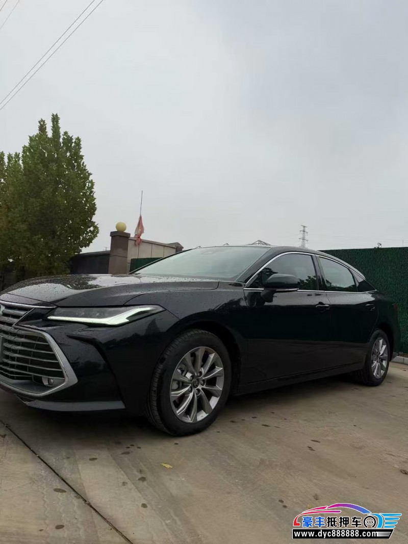 25年丰田亚洲龙轿车抵押车出售