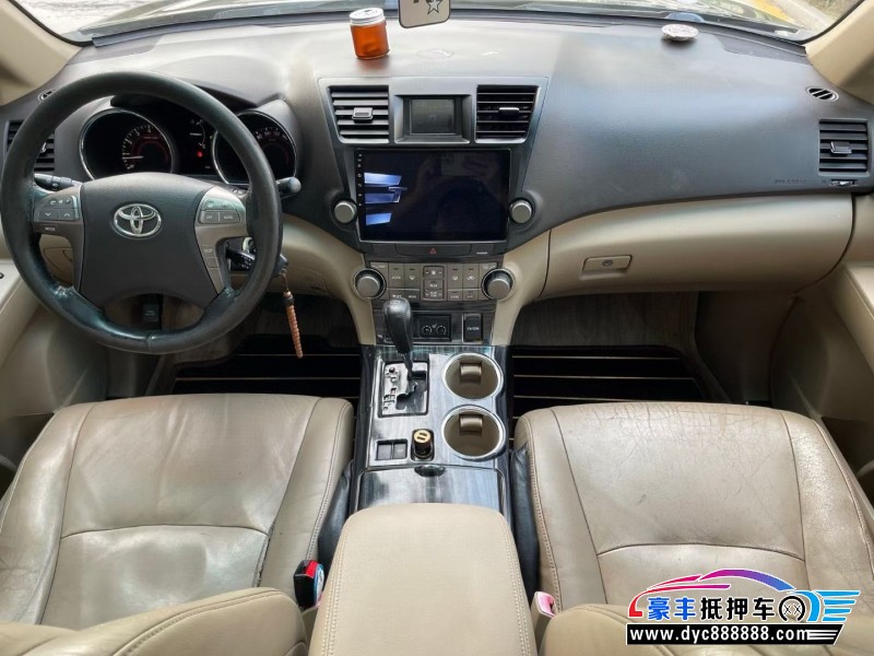 12年丰田汉兰达轿车抵押车出售