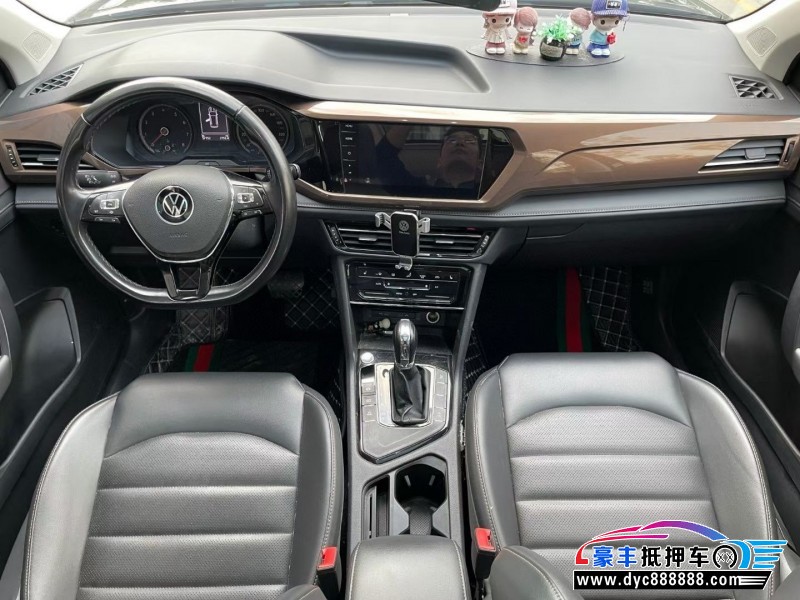 21年大众途岳轿车抵押车出售