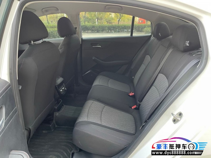 24年荣威i5轿车抵押车出售