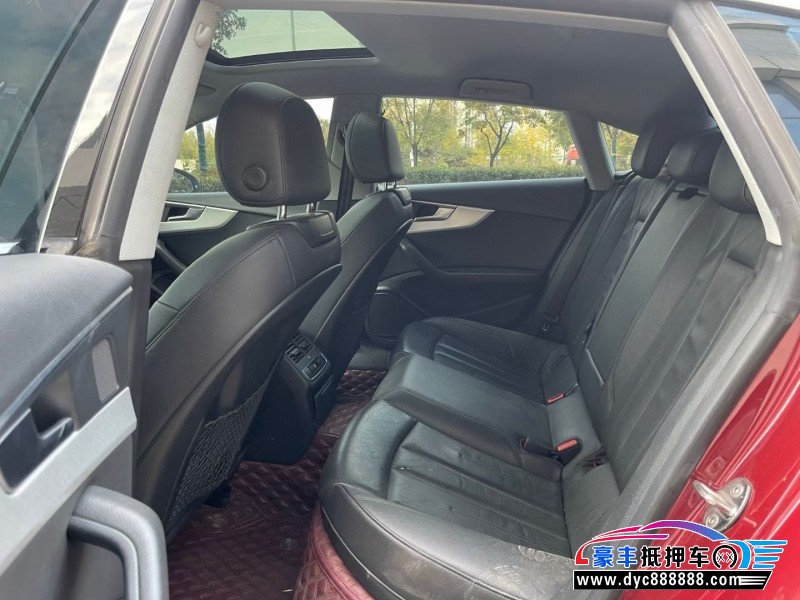 17年奥迪A5轿车抵押车出售