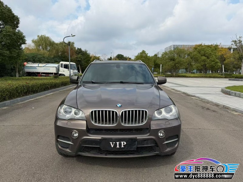 13年宝马X5轿车抵押车出售