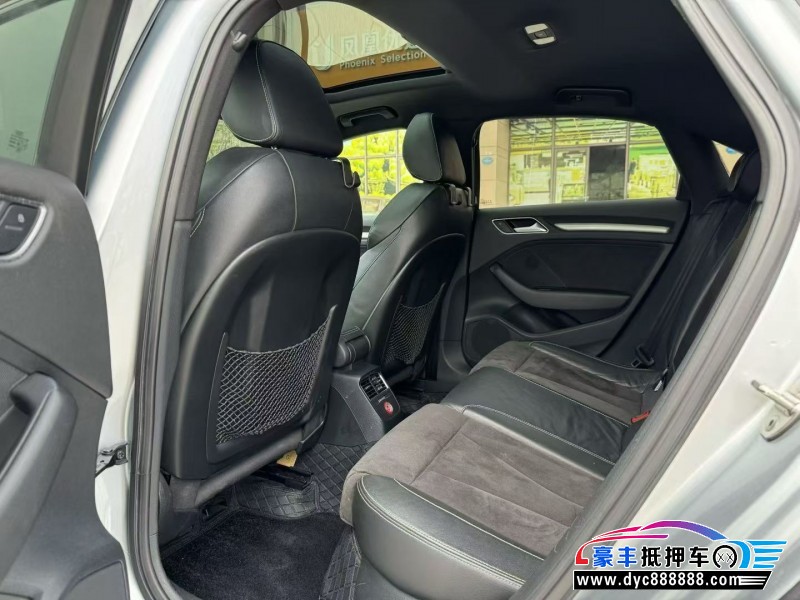 16年奥迪S3轿车抵押车出售