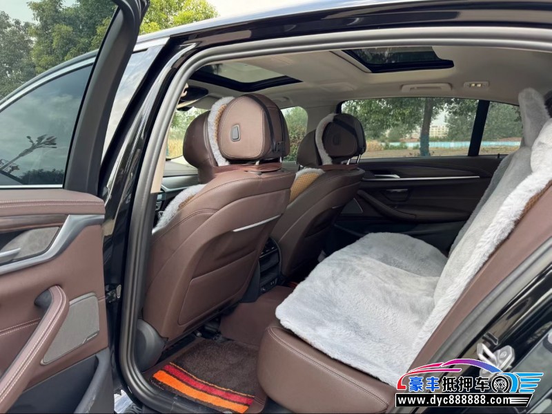 22年宝马5系轿车抵押车出售