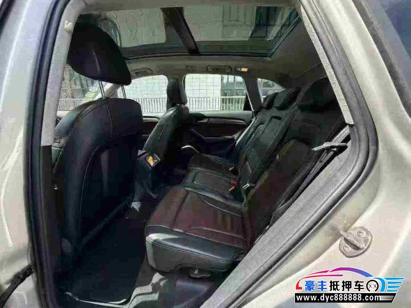 17年奥迪Q5轿车抵押车出售