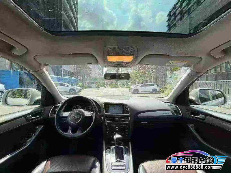 17年奥迪Q5轿车抵押车出售