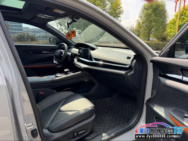 23年长安长安UNI轿车抵押车出售