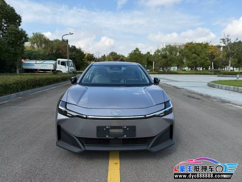 25年丰田BZ3轿车抵押车出售