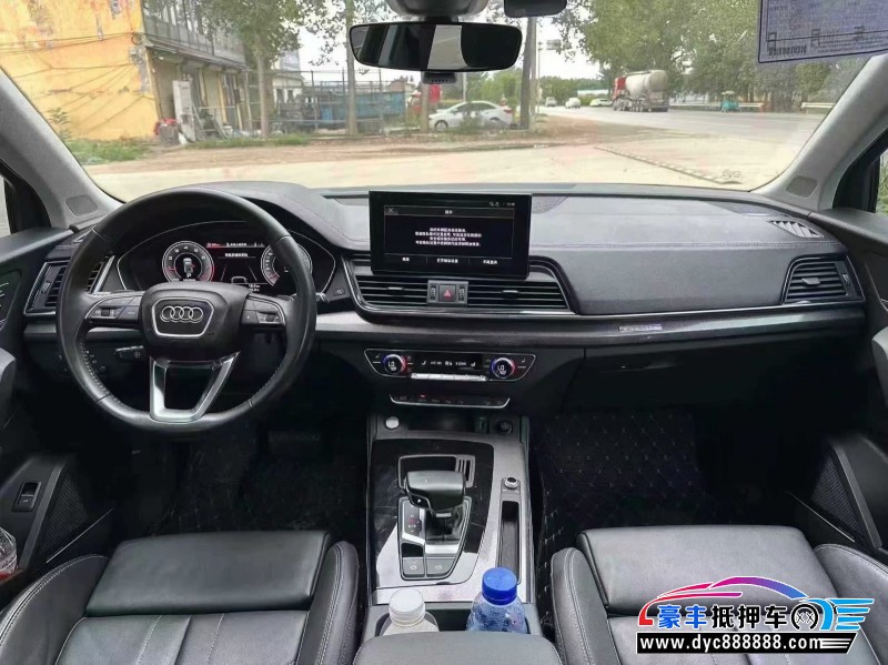 22年奥迪Q5轿车抵押车出售