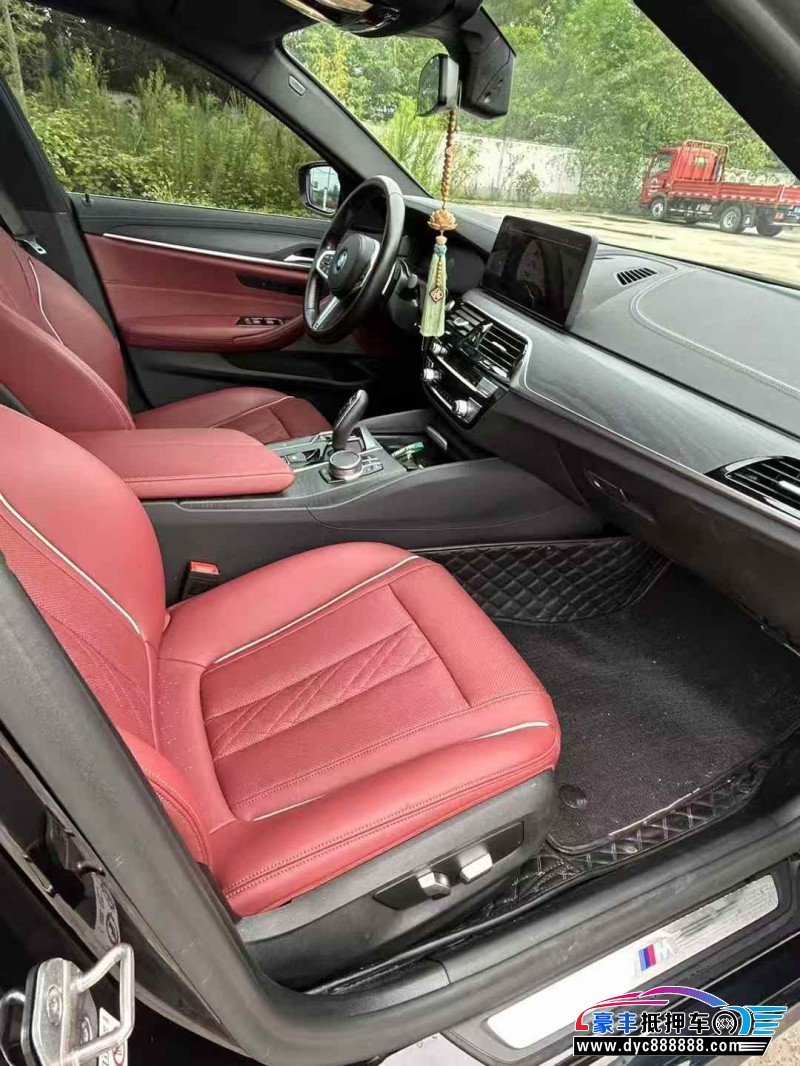 21年宝马5系轿车抵押车出售